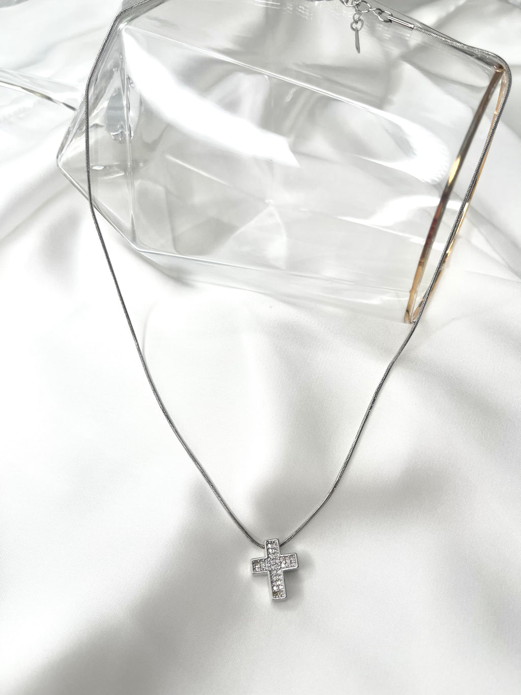 Collana croce luminosa