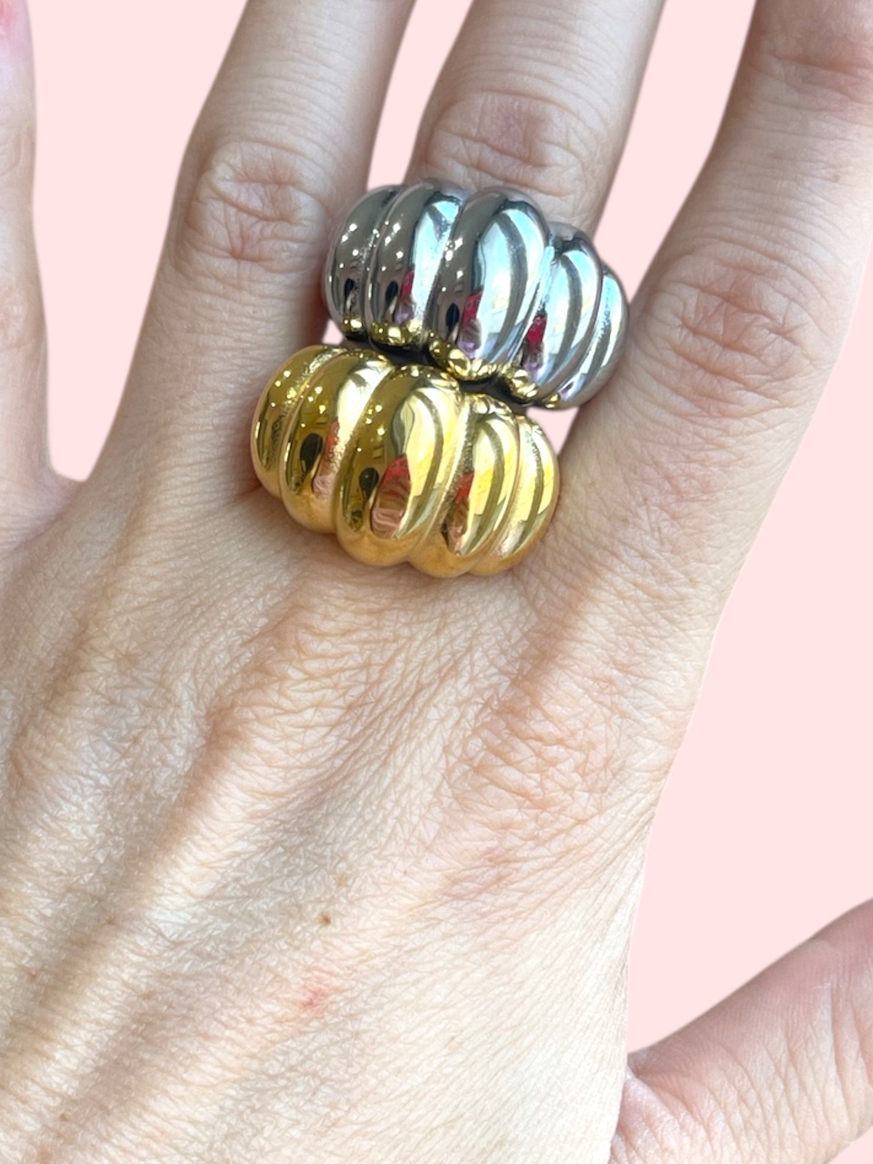 Anello bomber