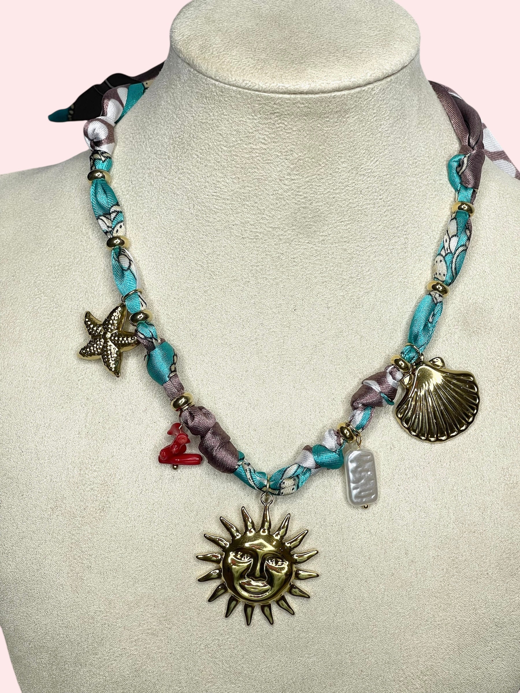 Collana sole