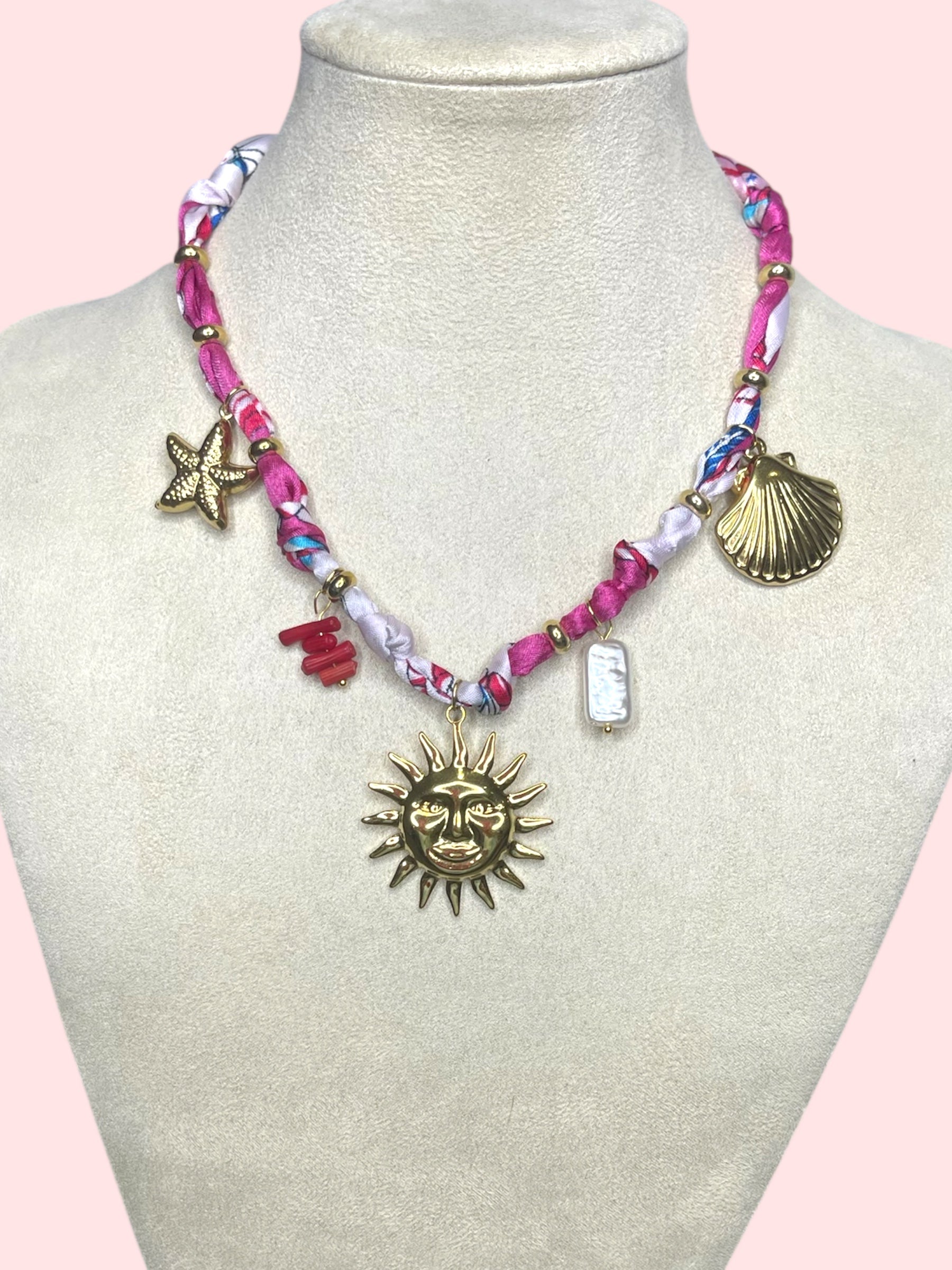 Collana sole