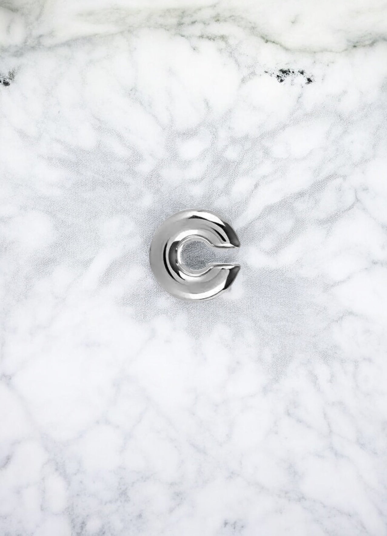 Ear cuff
