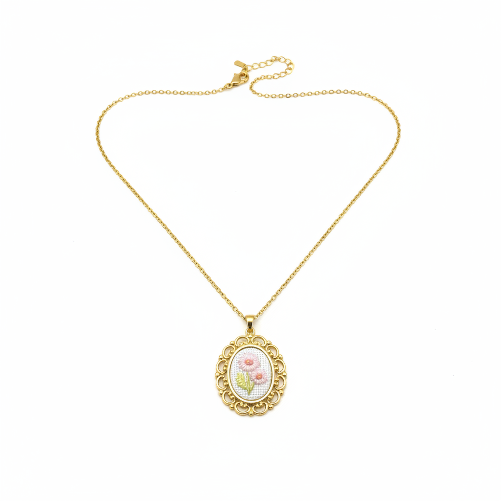 Collana ricamo