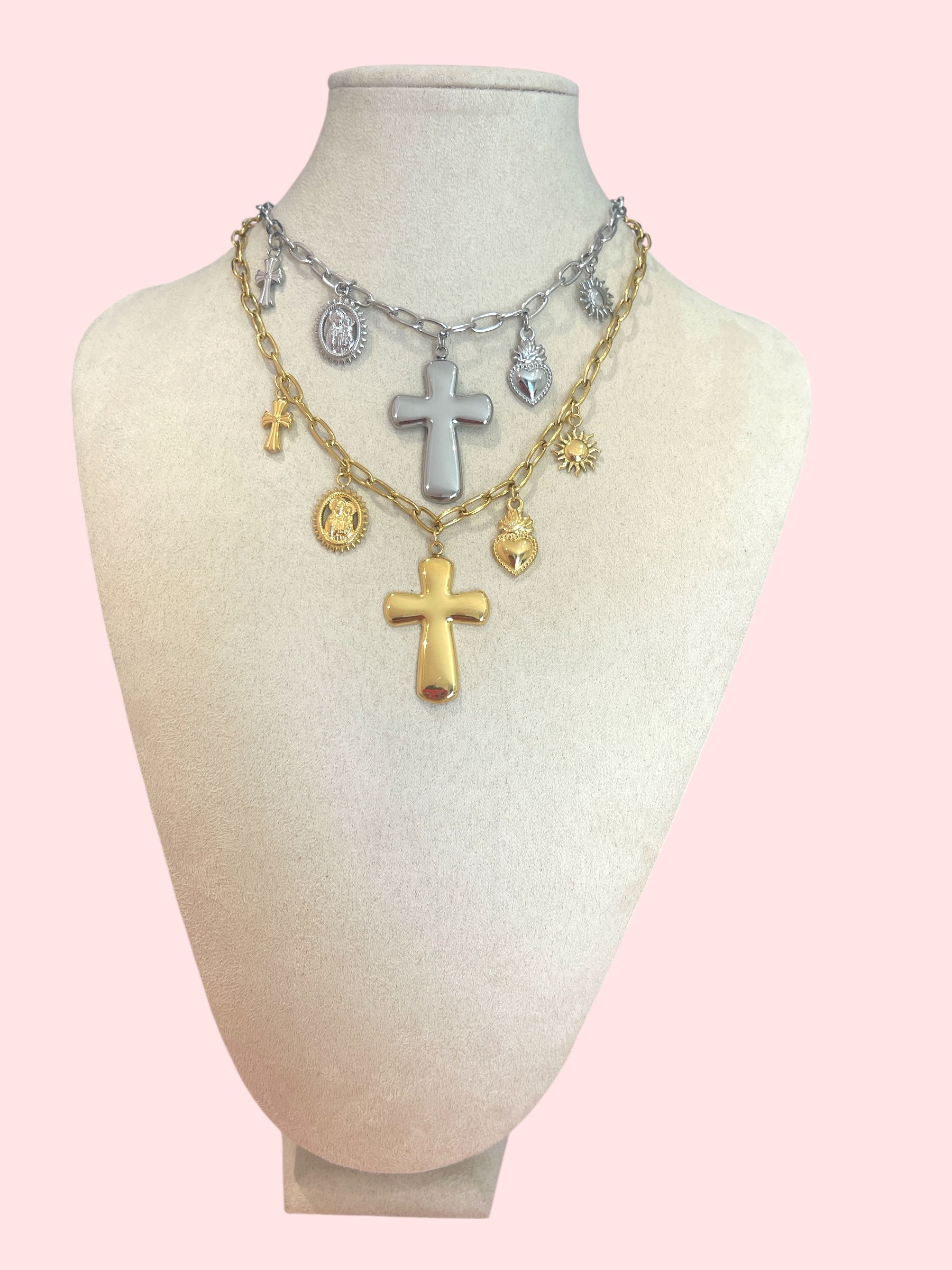 Collana croce multi charm
